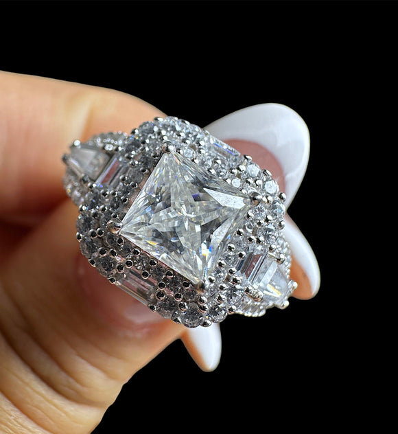 Moissanite Diamond Ring -  خاتم الماس موزنايت