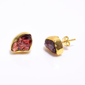 Garnet Raw Gemstone - حلق حجر الجارنيت